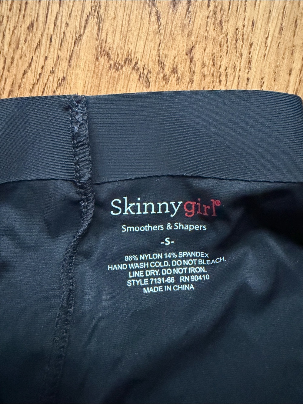 Skinnygirl Black Smoothers & Shapers - Small